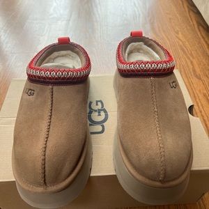 Ugg Womens Tazz Chestnut Size 8